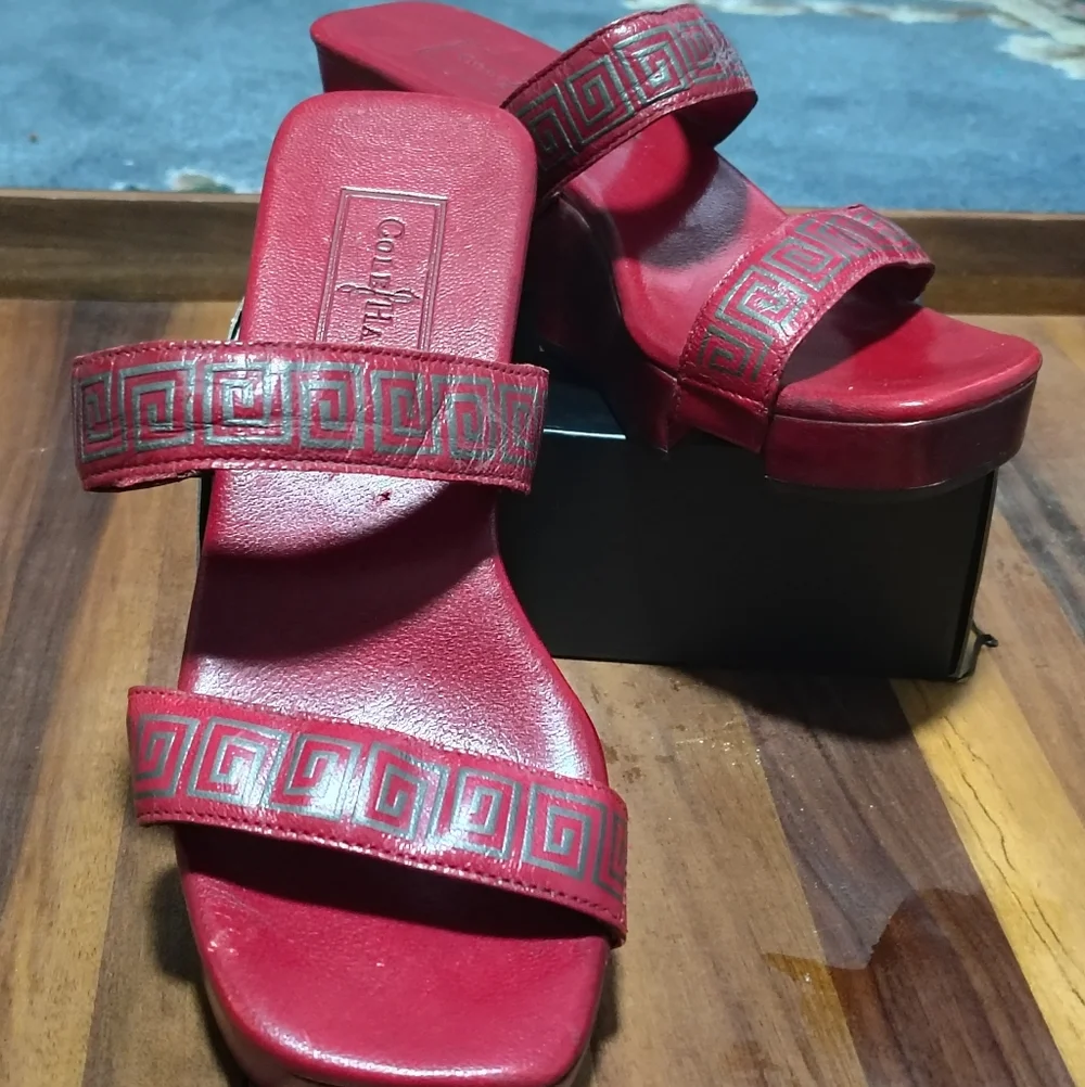 Cole Haan Women’s Red Resort Vintage Platform Slide Sandals - Picture 2 of 5